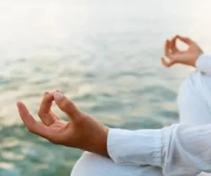 Yoga pentru incepatori la exercitarea acasă, beneficiile și contraindicațiile (condiții) Yoga pentru incepatori la exercitarea acasă, beneficiile și contraindicații