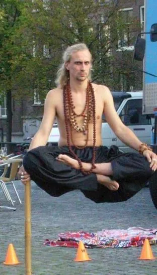Cum să învețe să leviteze tehnica levitația
