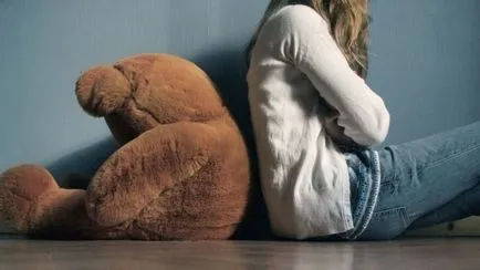 Ca răzbunare împotriva celui care face rău cunosc numărul său de telefon, cu ajutorul magiei, un blestem sau (te) Ca răzbunare împotriva celui care face rău cunosc numărul său de telefon, cu ajutorul magiei, un blestem sau