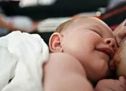 De unde știi că un copil a avut suficient lapte matern