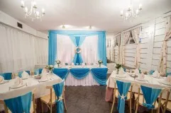 Nunta în fotografie albastru de mire și mireasă, decorarea sălii