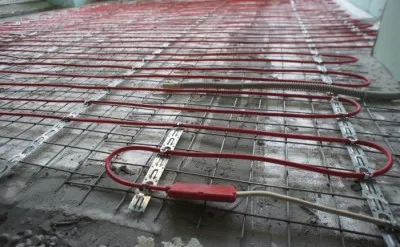 șapă pentru alegerea încălzire prin pardoseală, grosime, umplere