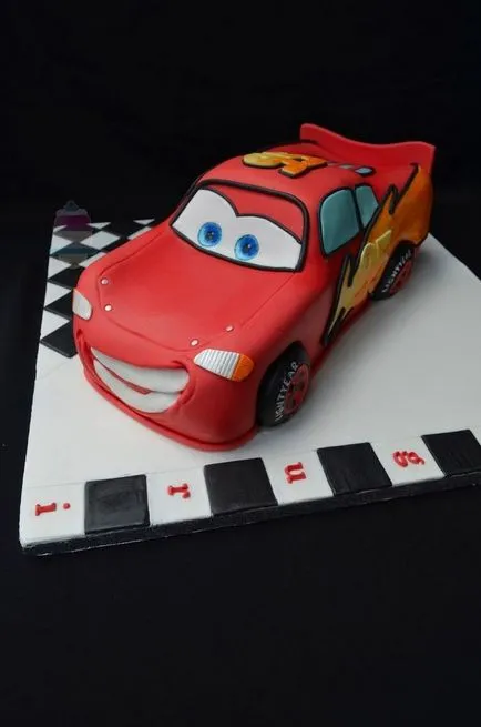 Cum de a găti un tort în forma mașinii (tort) Cum de a găti un tort în formă mașinii