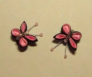 Cum kanzashi propriile mâini - o clasă de master pentru începători (kanzashi) Cum kanzashi propriile mâini - o clasă de master pentru începători