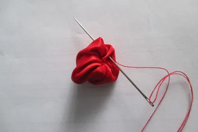 Cum sa faci un colier din pânză cu mâinile sale (bijuterie) Cum sa faci un colier din pânză cu mâinile