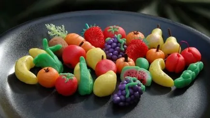 Cum de a face alimente pentru mare păpuși monstru cu mâinile lor