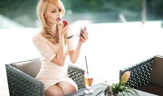Cum de a face un frumos și simplu make-up pentru fiecare zi (ușor de făcut zilnic, pentru fiecare zi de zi cu zi instrumente maro simplu verde albastru ochii gri cosmetice creație) Cum de a face un frumos și simplu make-up in fiecare zi