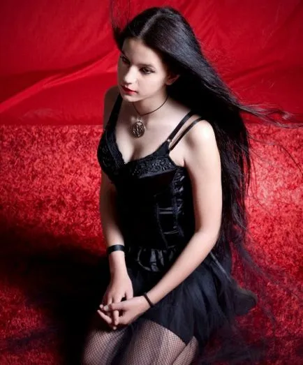 Cum de a deveni un set de instrucțiuni goth pentru cei care doresc să devină un Goth (got) Cum de a deveni un set de instrucțiuni goth pentru cei care doresc să devină un goth