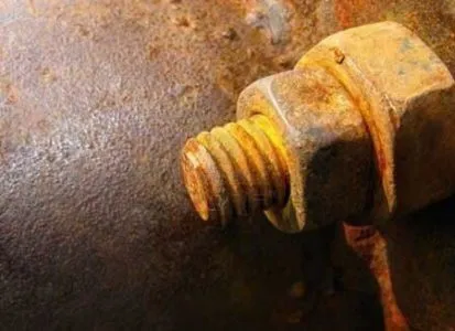 Cum de a elimina rugina din metal în agentul de origine pentru curățarea și îndepărtarea