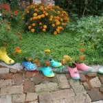 Cum de a decora o grădină (41 poze) proiecta propriile lor mâini, decorate cu flori și materiale la îndemână, (pentru a decora) Cum de a decora o grădină (41 poze) proiecta propriile lor mâini, decorate cu flori și mijloace improvizate,