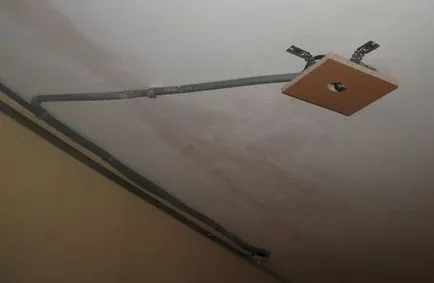 Cum se instalează un candelabru în tavan suspendat cu mâinile fără un credit ipotecar, foto, video (sa decis) Cum se instalează un candelabru în tavan suspendat cu mâinile fără un credit ipotecar, foto, video
