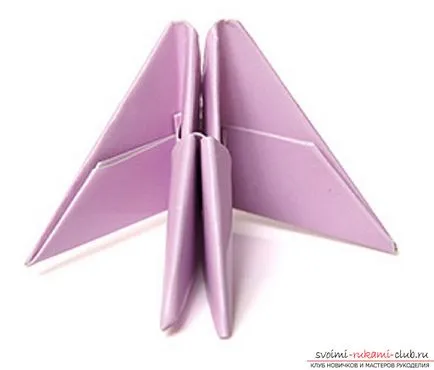 Conducerea crearea unui document de modulare lebădă origami pentru incepatori