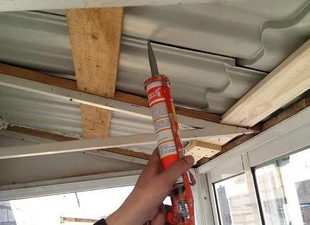 Cum de a izola un balcon cu mâinile pas cu pas fotografii și instrucțiuni (lor) Cum de a izola un balcon cu mâinile său pas cu pas fotografii și instrucțiuni