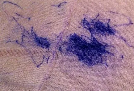 Cum de a aduce un loc de pix de cerneală de pe haine (un loc) Cum de a aduce un loc de pix de cerneală din hainele
