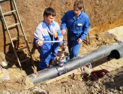 Ca accident în conducta de gaz profesionale și autoproclamați tehnici trompelor portal (umflătură) Ca accident în conducta de gaz profesional și auto-made tehnici tuburi portal