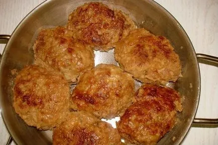 Chiftele din carne tocată, 10 pas cu retete cu poze (tigaie cu ulei vegetal) Cotlete din carne tocată, 10 pas cu pas rețete cu fotografii