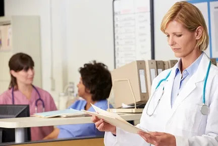 Cine ar trebui să plătească angajatului un examen medical atunci când se aplică pentru un loc de muncă
