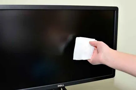 Cum se curata un ecran de laptop 14 sfaturi și ce absolut nu se poate face