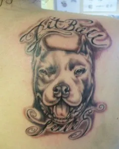 Tatuaje câini (valoare, schițe, fotografii), tattoofotos (tatuaj alb-negru) Tatuaje câini (valoare, schițe, fotografii), tattoofotos