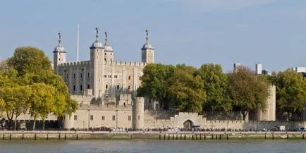 Turnul din Londra - prezentare, istorie, prizonieri, legende, foto (Tower) Turnul din Londra - descriere, istorie, prizonieri, legende, fotografii