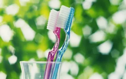 Cel mai bun periuta de dinti, un stomatologi recomanda dentare va spalati pe dinti (a) Cel mai bun periuta de dinti, un stomatologi dentare recomanda spalatul pe dinti