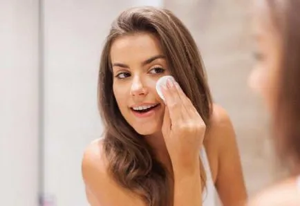 Light make-up pentru adolescenți în școală