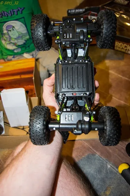 mașină 4x4 și completarea puterii sale (mașină) mașină 4x4 și completarea puterii sale