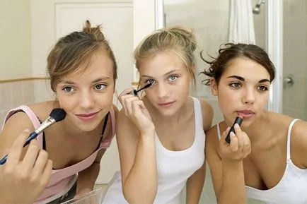 Machiaj pentru adolescenți caracteristici vechi de 12-16 de ani, sfaturi, stil