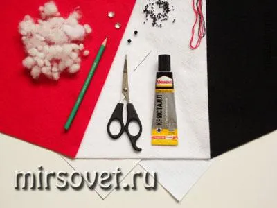 Crăciun jucărie sarpe cu mâinile master-class - temele (negru) Crăciun șarpe de jucărie cu mâinile master-class - teme pentru acasă