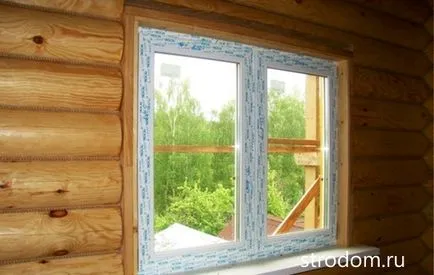 Okosyachka cu mâinile lor într-o casă de lemn (casa) Okosyachka cu mâinile lor într-o casă de lemn