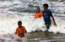 Sarbatori cu copii cu copii de mare - ceea ce pentru a lua cu tine când călătoriți cu un copil - concediu cu copii