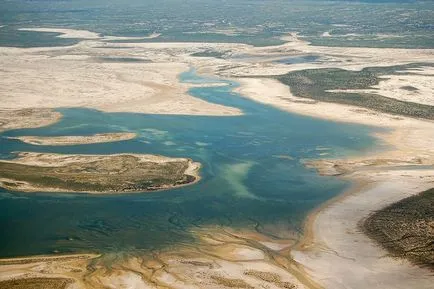 Lacul Eyre în Australia