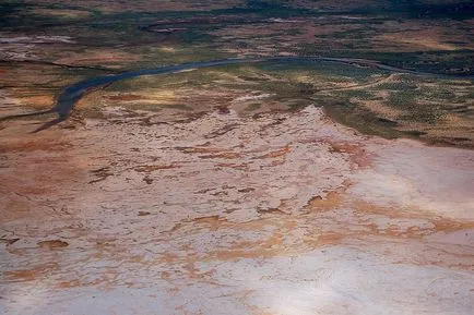 Lacul Eyre în Australia