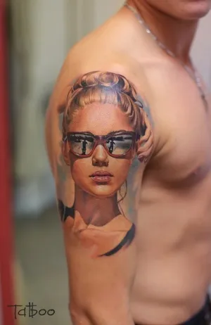 Primul tatuaj Cum de a alege un tatuaj artist abrupt
