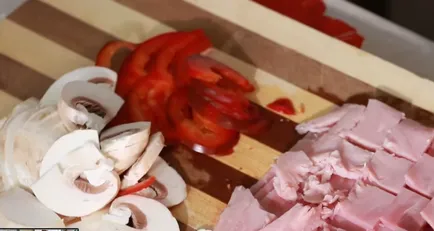Pizza la domiciliu Top 5 pas cu pas reteta delicioasa pizza la domiciliu (pizza) Pizza la domiciliu Top 5 pas cu pas reteta de pizza delicioasă la domiciliu