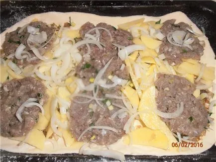 Plăcintă cu cartofi, carne și varză și rețete de gătit - rețea socială pentru femei (de gătit) Plăcintă cu cartofi, carne și varză și rețete de gătit - femei Social Network