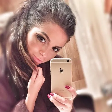 Singer Nyusha primul a spus despre motivele pentru pauza cu Egorom Kridom, revista cosmopolit (Egor) Singer Nyusha primul a spus despre motivele pentru pauza cu Egorom Kridom, revista cosmopolită