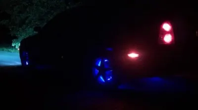 Unitatea de iluminare din spate cu mâinile, meserii pentru automobile (CD-uri) Unitatea de iluminare din spate cu mâinile, meserii pentru automobile