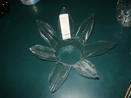 Floarea-soarelui din p class plastic