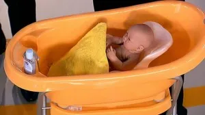 îmbăiere corespunzătoare unui copil sub un an - acesta trebuie să știe fiecare mama (cum să facă baie copilului) îmbăiere corespunzătoare unui copil sub un an - acesta trebuie să știe fiecare mamă