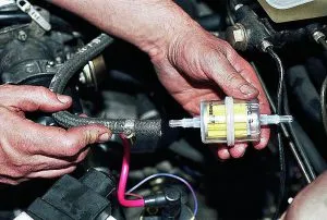 Spălarea sistemului de combustibil al motorului cu propriile lor mâini (combustibil) Spălarea sistemului de combustibil al motorului cu propriile lor mâini