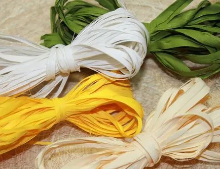 Rafie - un accesoriu indispensabil al noii generații de ambalaje cadou (rafie) Rafie - un accesoriu indispensabil al noii generații de ambalaje de cadouri