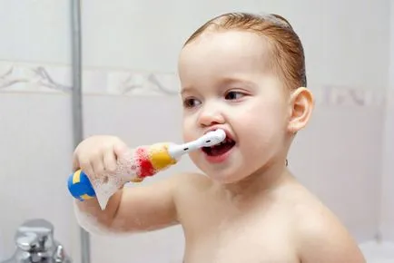 Dentiție simptome la un copil cum să ajute copii (tăiate) Dentiție simptome la un copil cum să ajute copiii