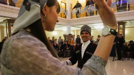 Cecen nunta tradiție, obiceiuri naționale și tradiții cu fotografii și video (tradiția) tradiție nunta cecen, obiceiurile naționale și tradiții cu fotografii și video