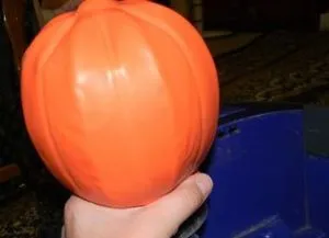 surpriză Ball cu mâinile