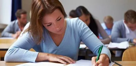 Un teren puternic un succes care trece examenul pentru a citi (de succes) Un teren puternic un succes care trece examenul pentru a citi