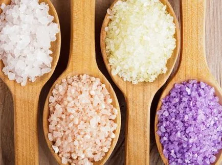 Scrub sare facială utilă decât cum se face, rețete (utile) sare exfoliant util decât cum să facă, rețete