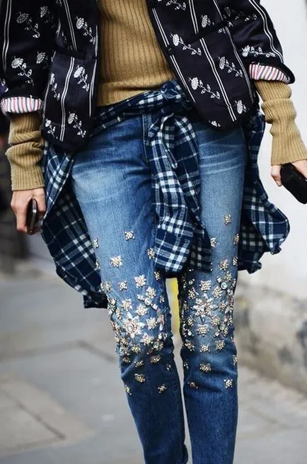Urmăm noua tendinta de 2017 - denim (blugi brodate cu mâinile) Urmăm noua tendinta de 2017 - Blugi cu broderie