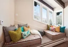 Dormitorul pe balconul de la locul de pe balcon, fotografie și camera de design, bucatarie cu geam, camera de plan deschis