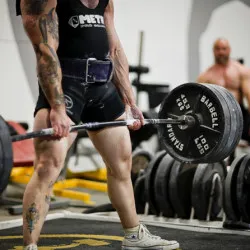 specii deadlift au devenit, echipamente performante (tipuri de) specii deadlift au devenit, tehnica de performanță